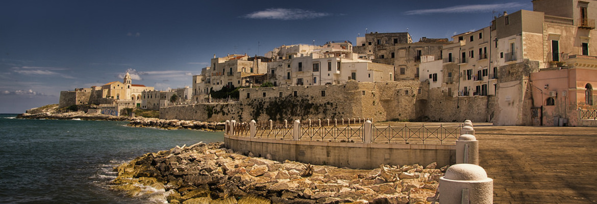 la piazza di Vieste